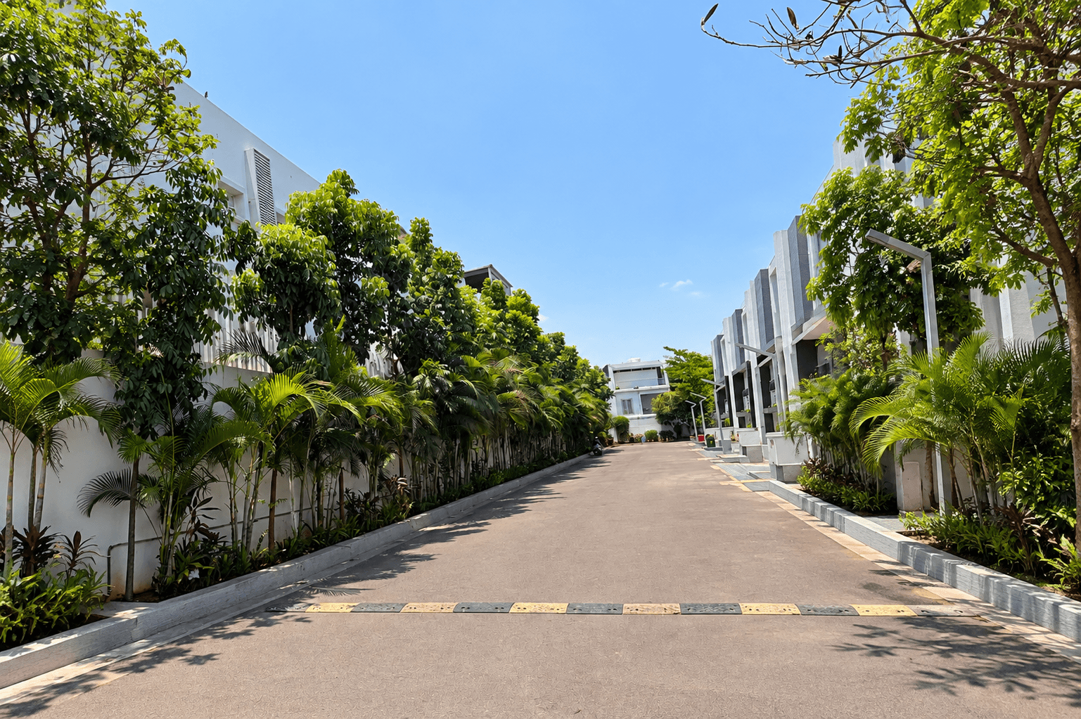 10 Reasons to Invest in Luxury Villas in Hyderabad in 2026